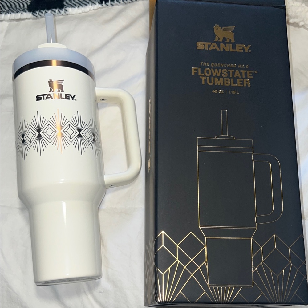 Stanley White and Gold Flowstate Tumbler